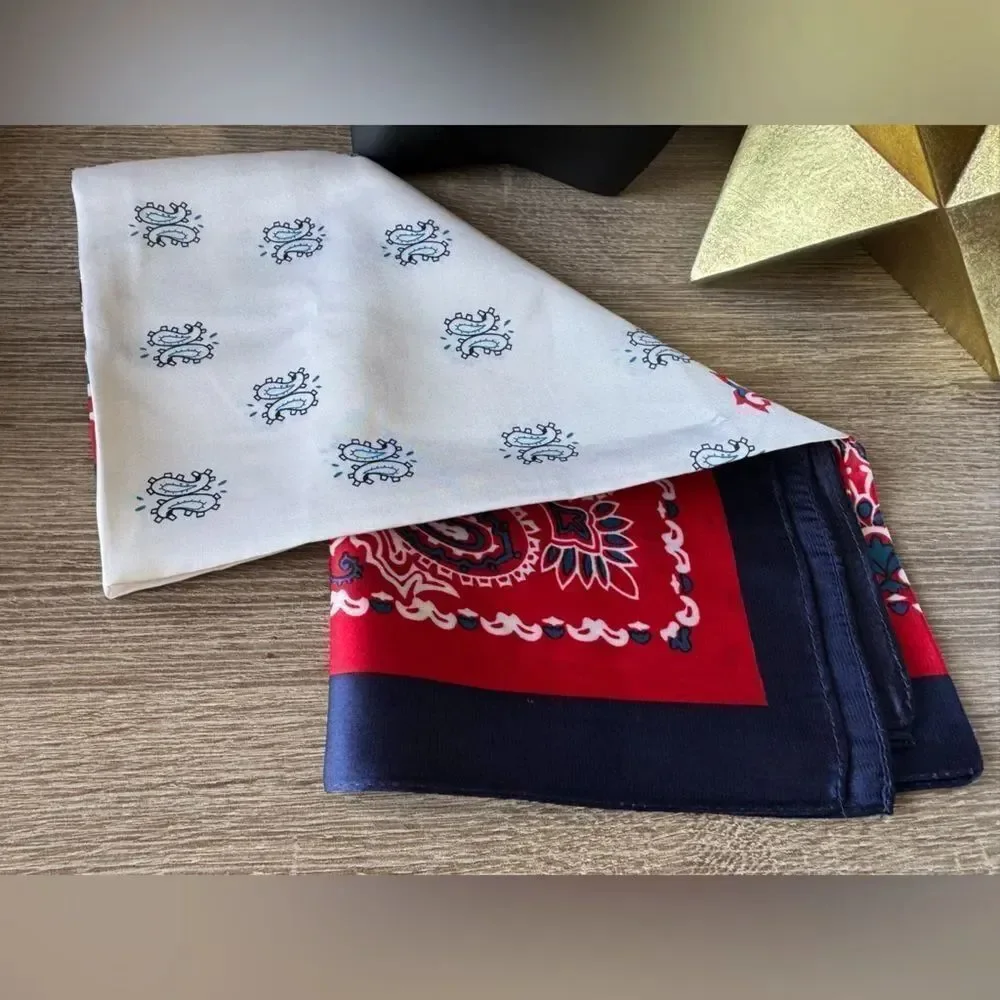 Elegant Red and White Paisley Scarf A1391